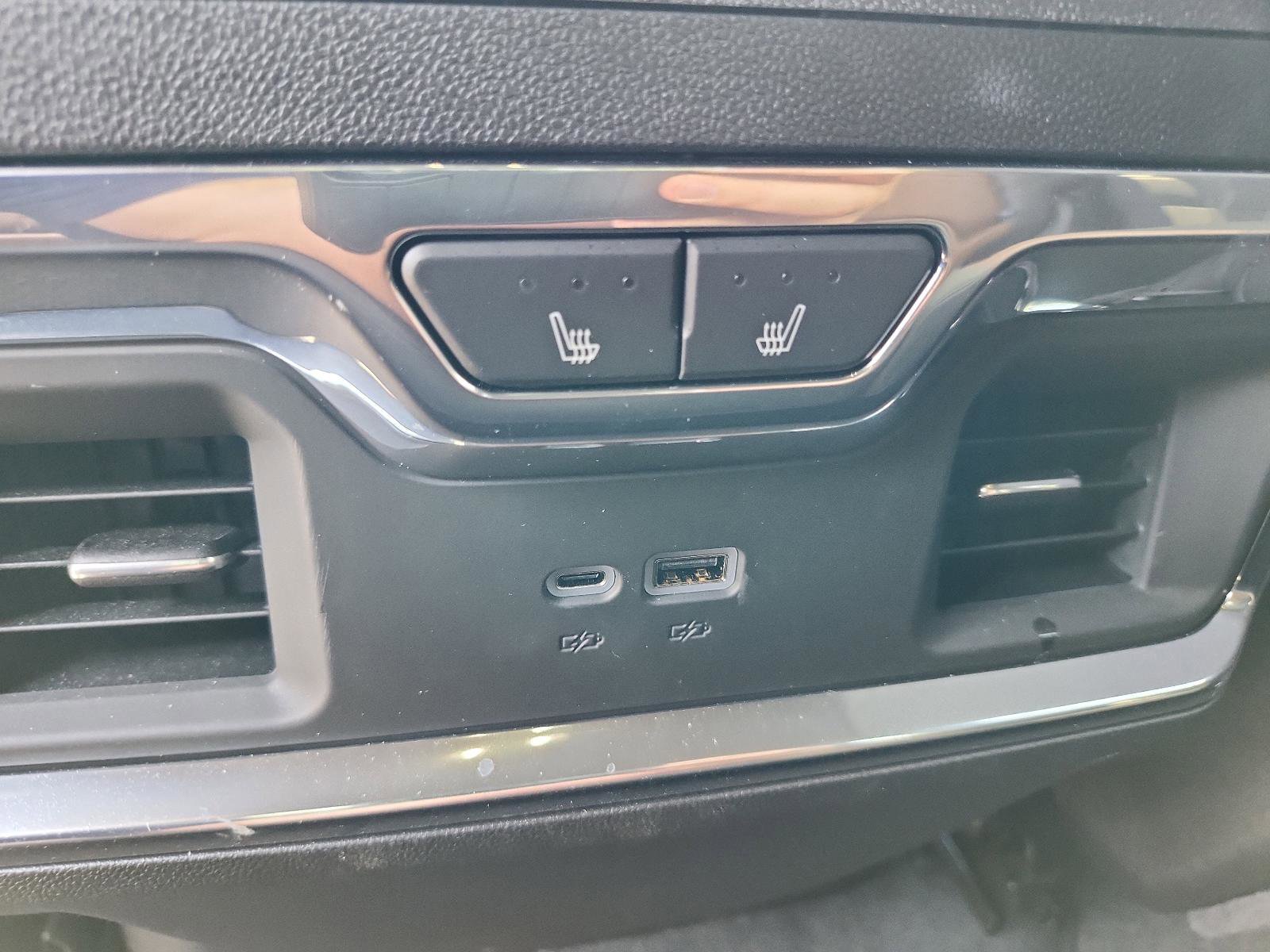 Certified 2026 Chevrolet Silverado 1500 High Country w/ Technology Package image 13