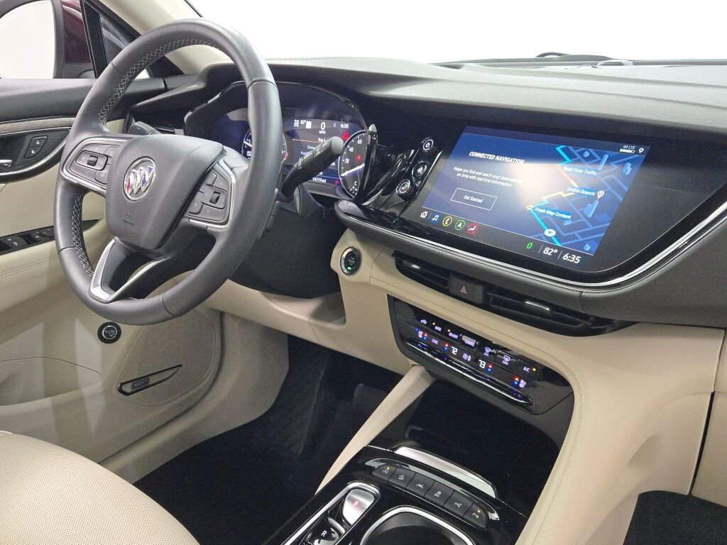 Used 2023 Buick Envision Avenir image 9