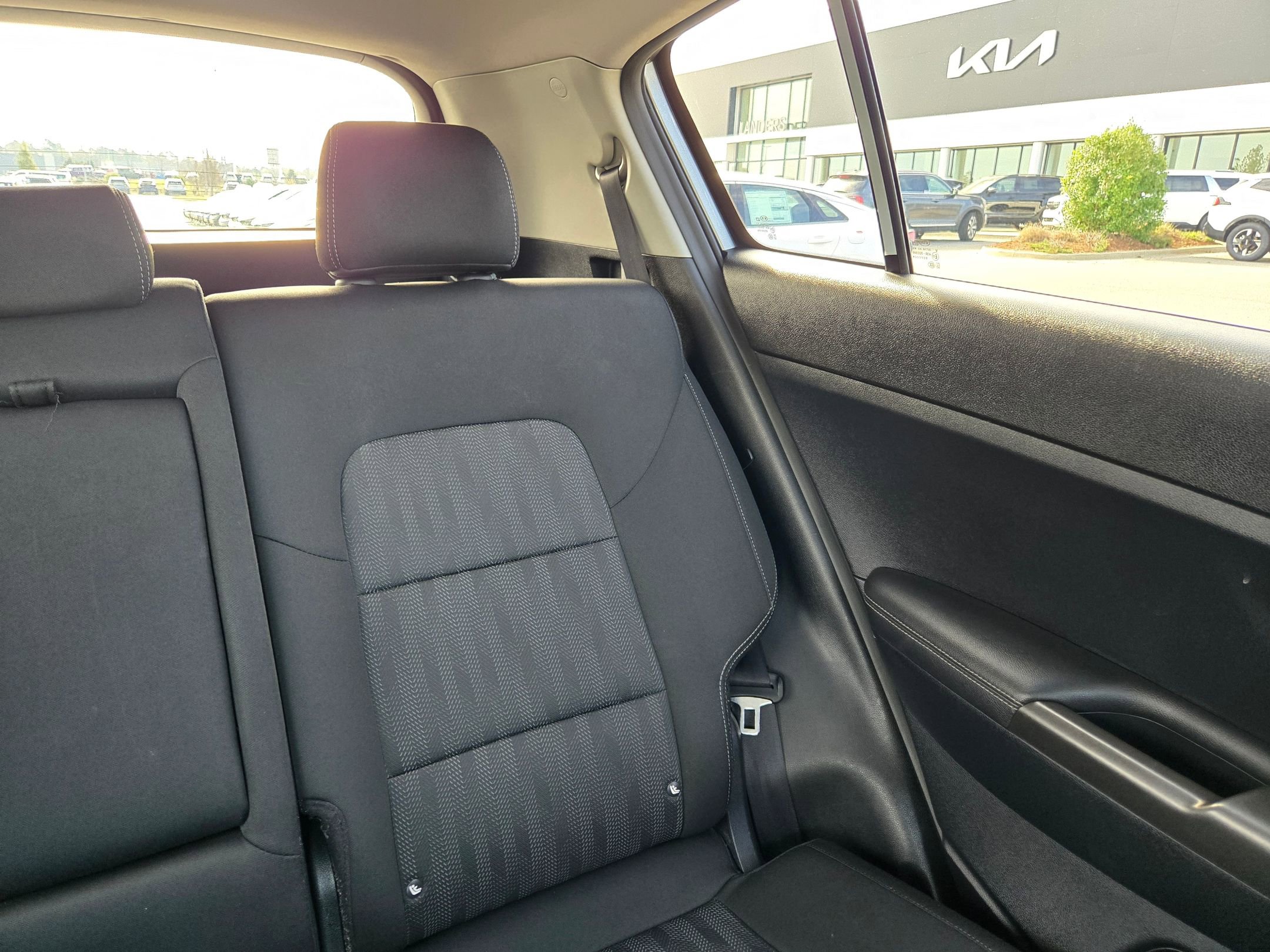 Used 2021 Kia Sportage LX image 14