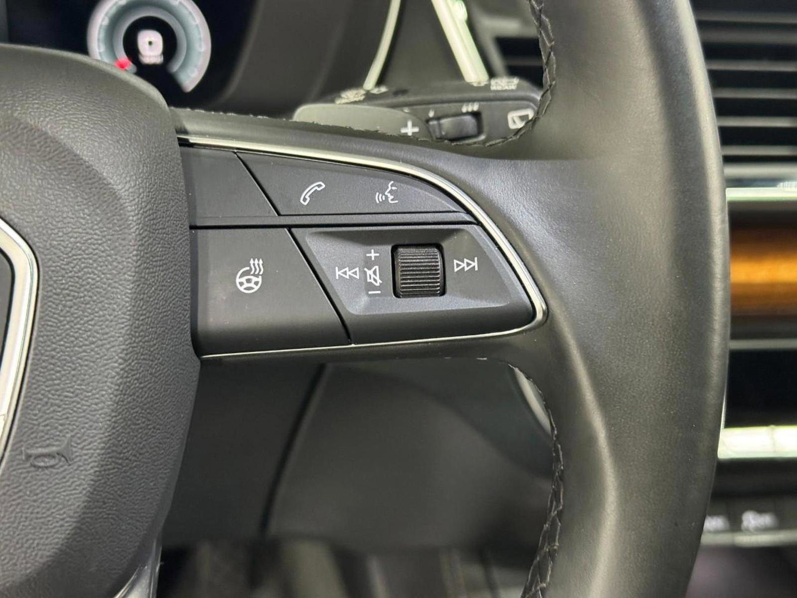 Used 2023 Audi Q5 2.0T Premium Plus w/ Premium Plus Package image 33