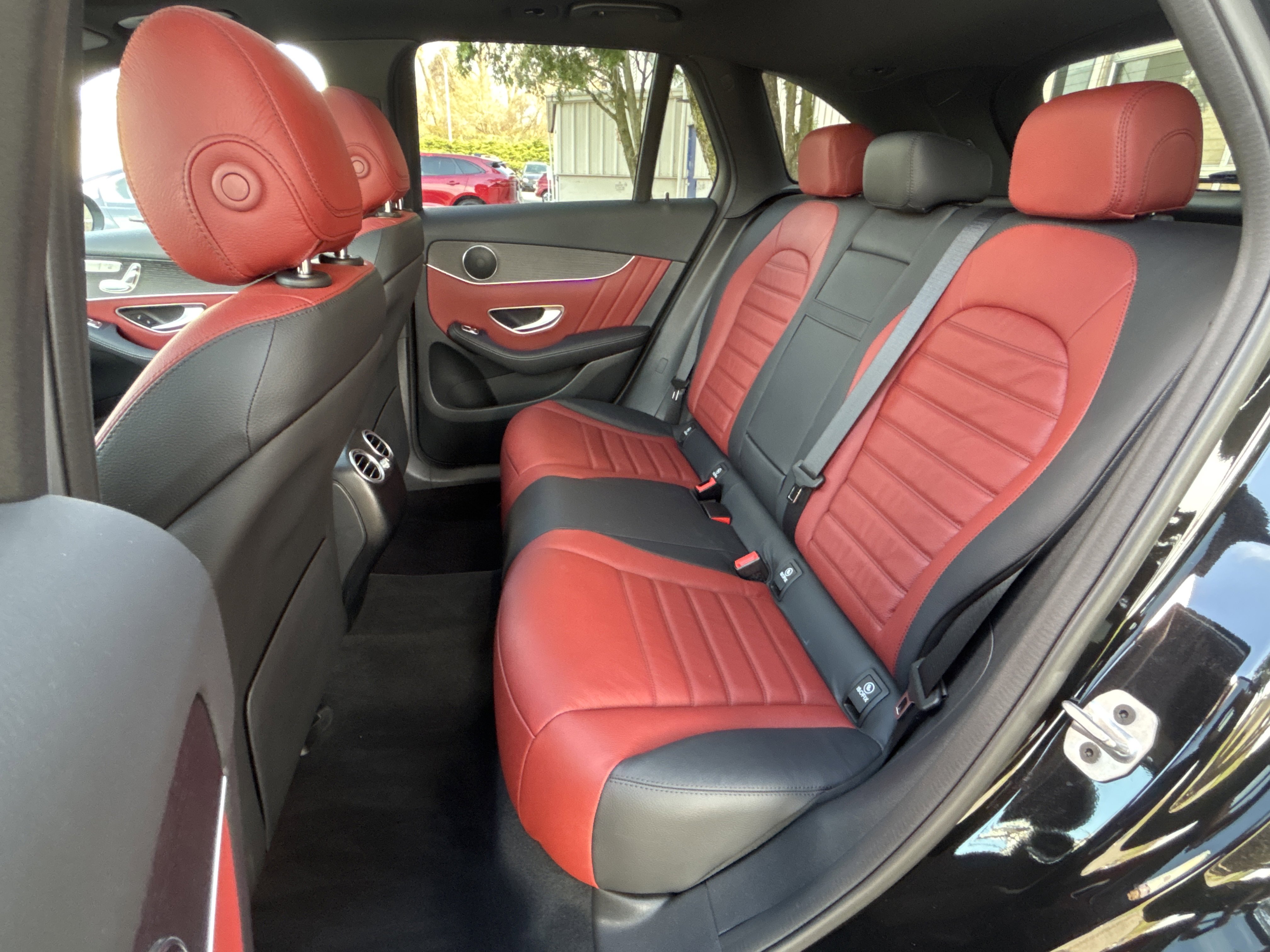 Used 2022 Mercedes-Benz GLC 300 4MATIC image 29