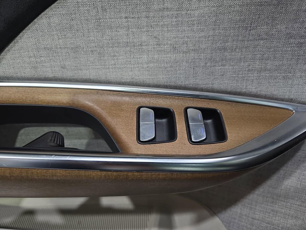Used 2022 Lucid Air Grand Touring image 30
