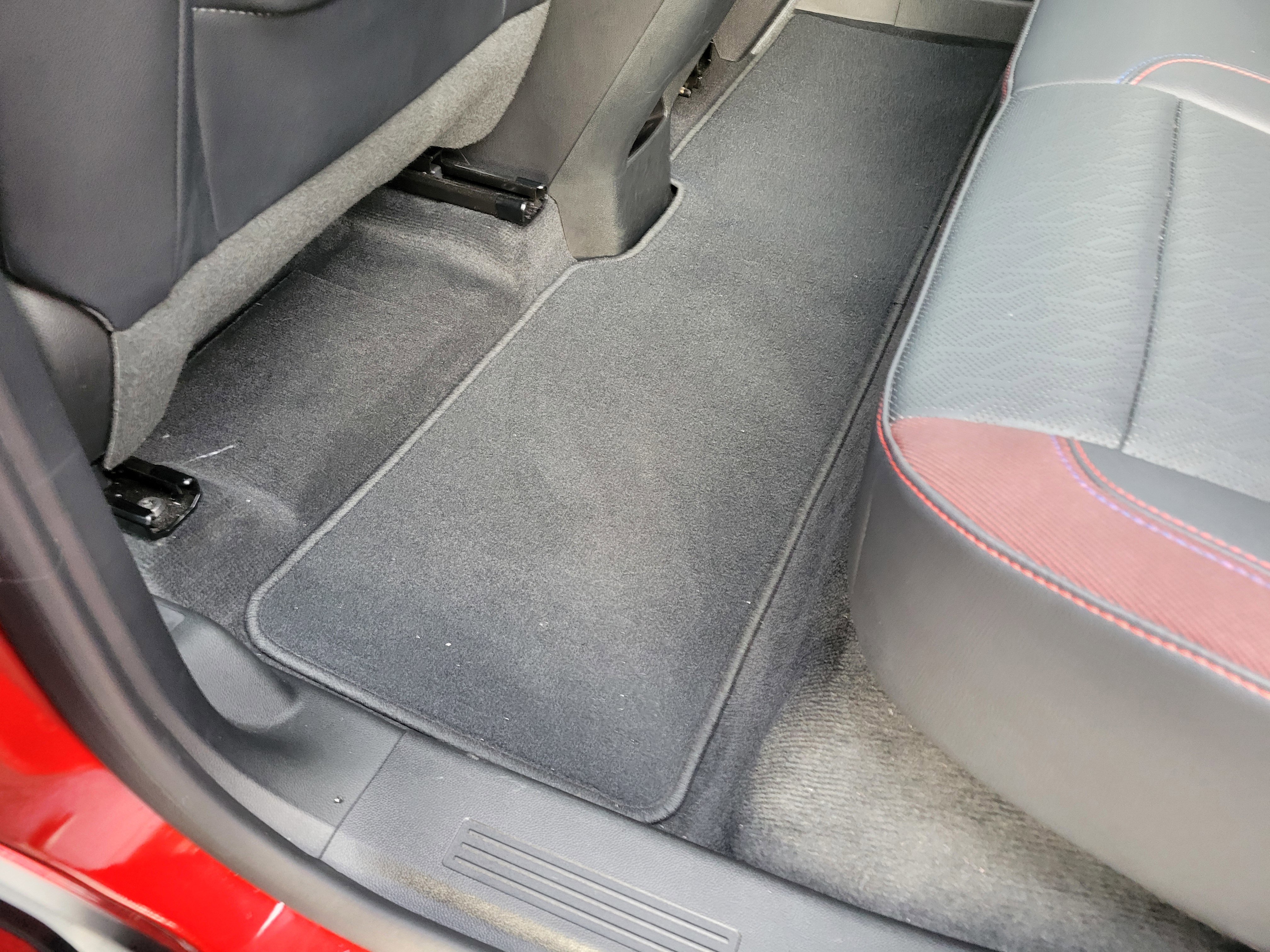 Used 2025 Chevrolet Equinox RS w/ Safety and Technology Package image 40