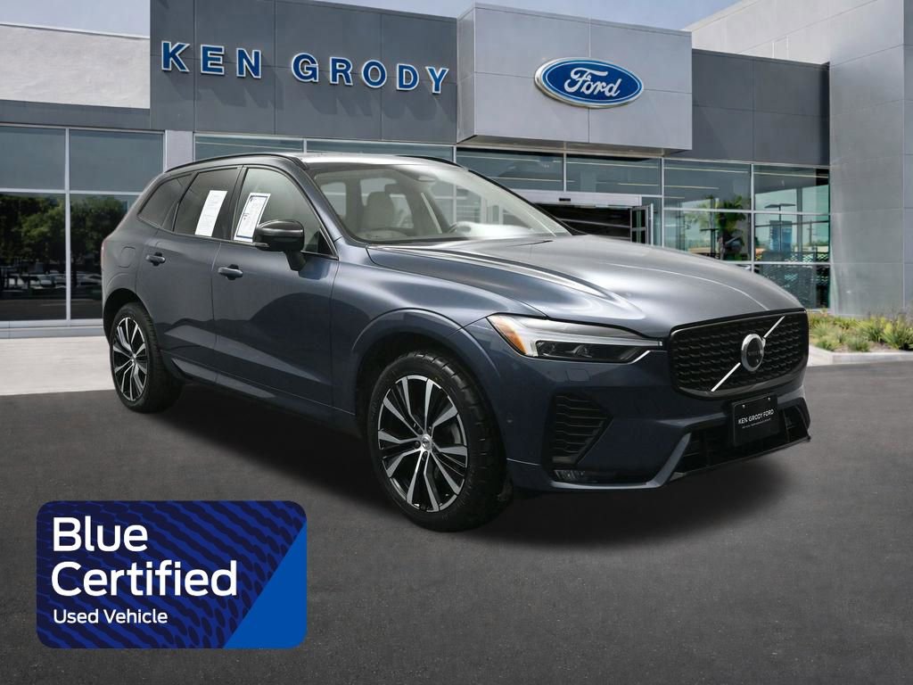 Used 2023 Volvo XC60 B5 Plus image 1