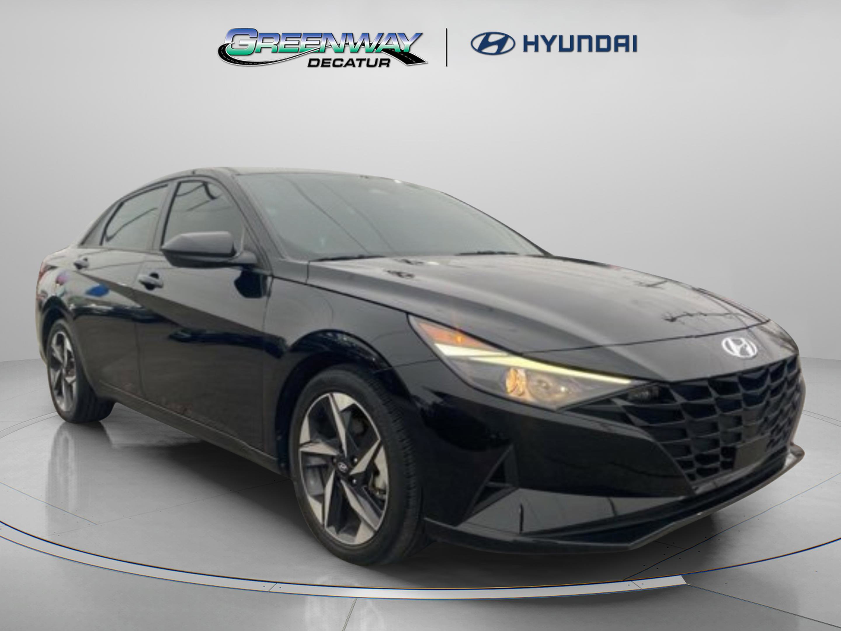 Used 2023 Hyundai Elantra SEL w/ Convenience Package image 2