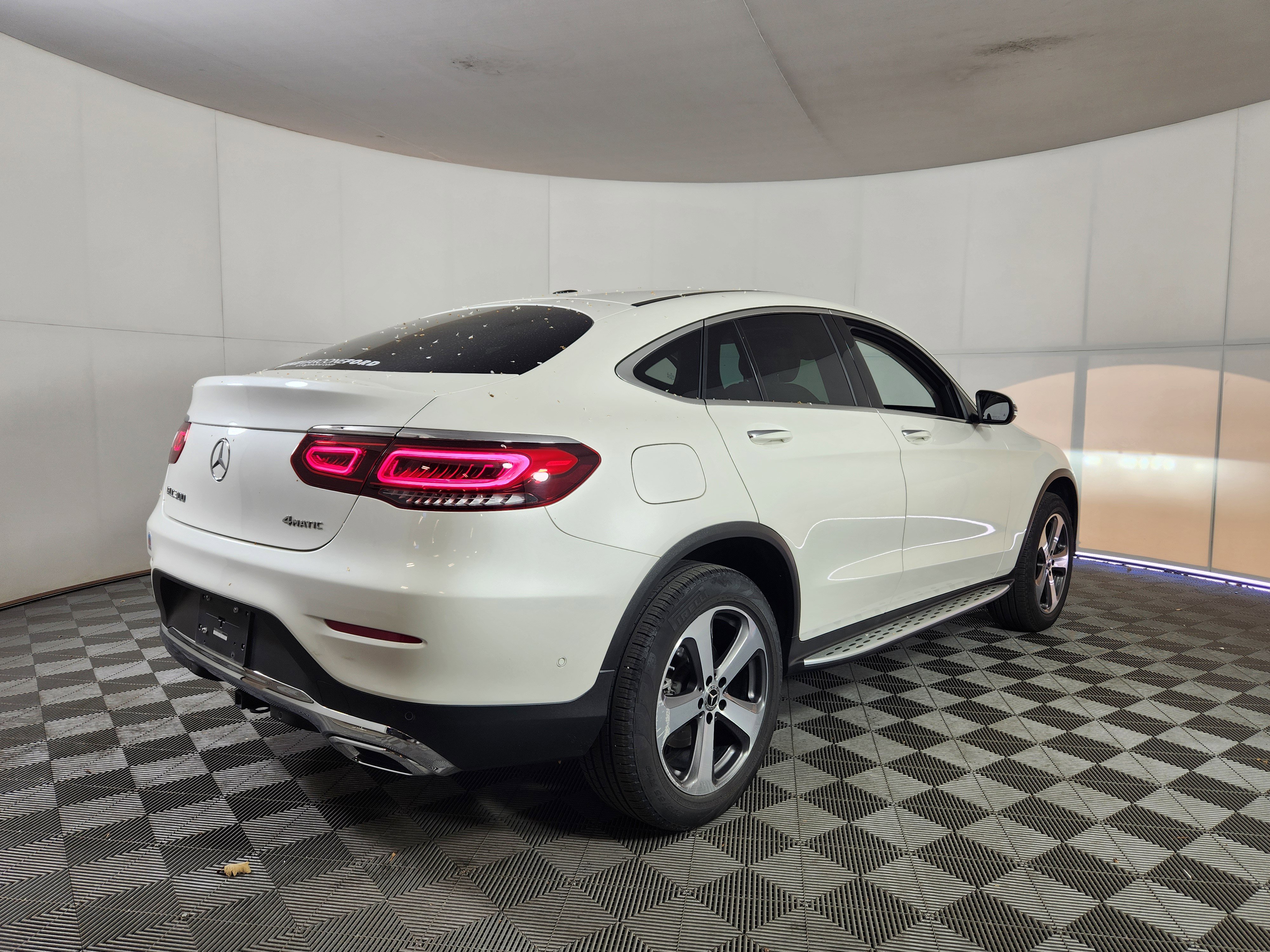 Used 2020 Mercedes-Benz GLC 300 4MATIC Coupe image 7