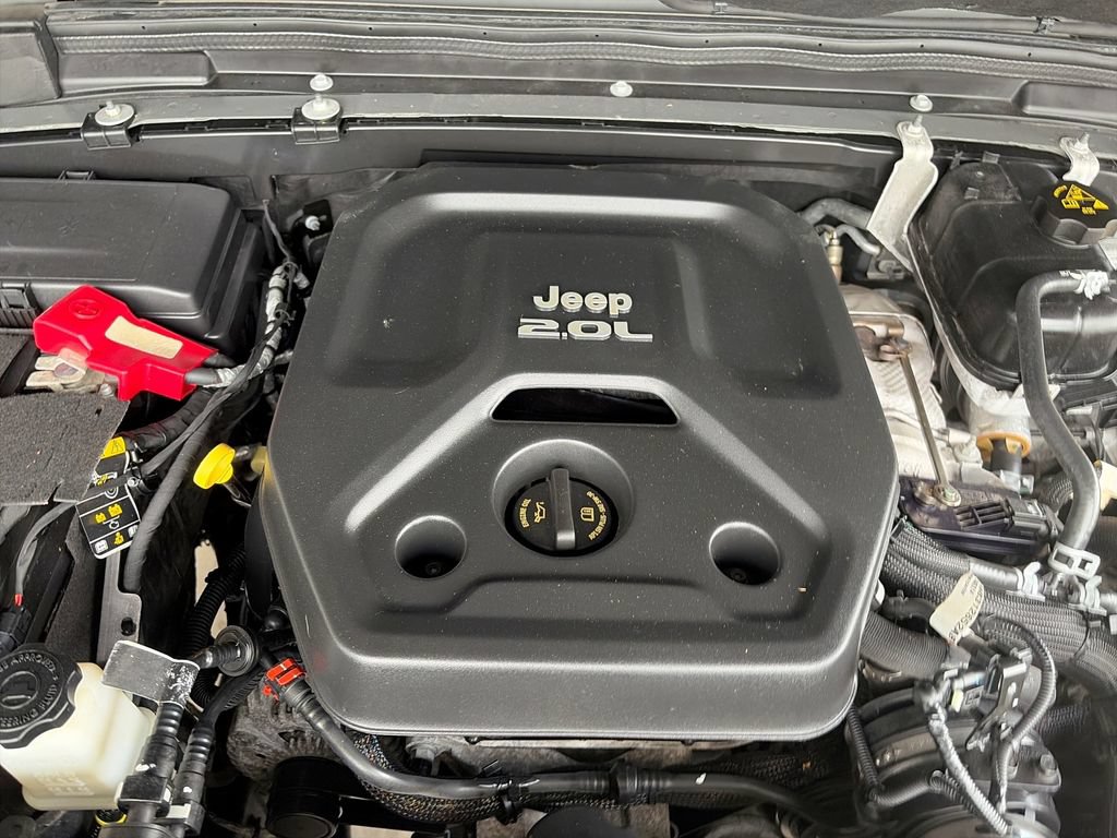 Used 2021 Jeep Wrangler Rubicon AWD/4WD image 31