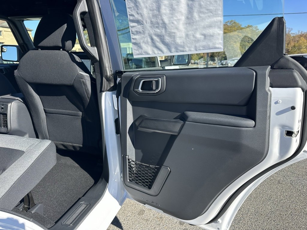 New 2025 Ford Bronco 4-Door image 17