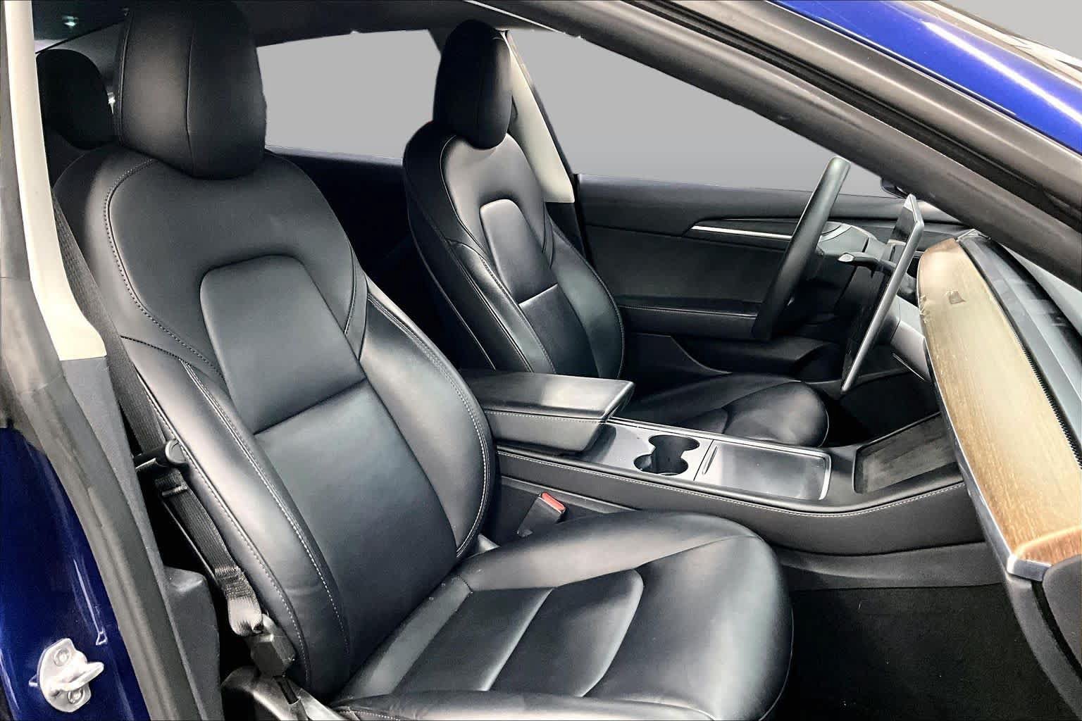 Used 2022 Tesla Model 3 RWD image 8