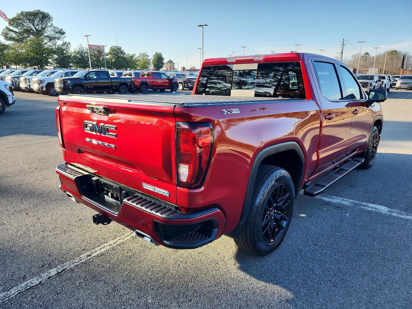 Certified 2024 GMC Sierra 1500 Elevation w/ Preferred Package image 3