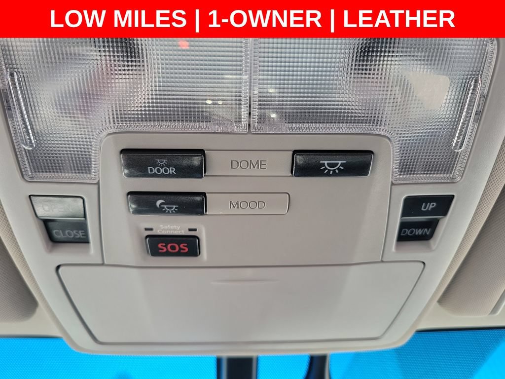 Used 2015 Toyota Avalon Limited FWD image 34