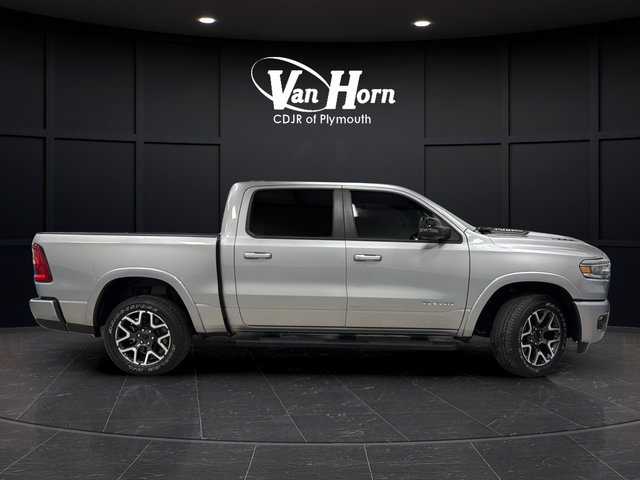 Used 2025 RAM 1500 Laramie w/ Sport Appearance Package AWD/4WD image 8