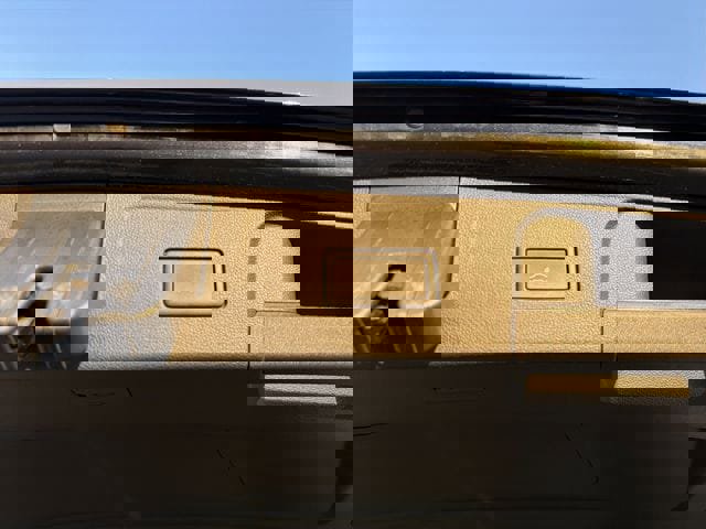 Used 2025 Volkswagen Atlas SE image 14