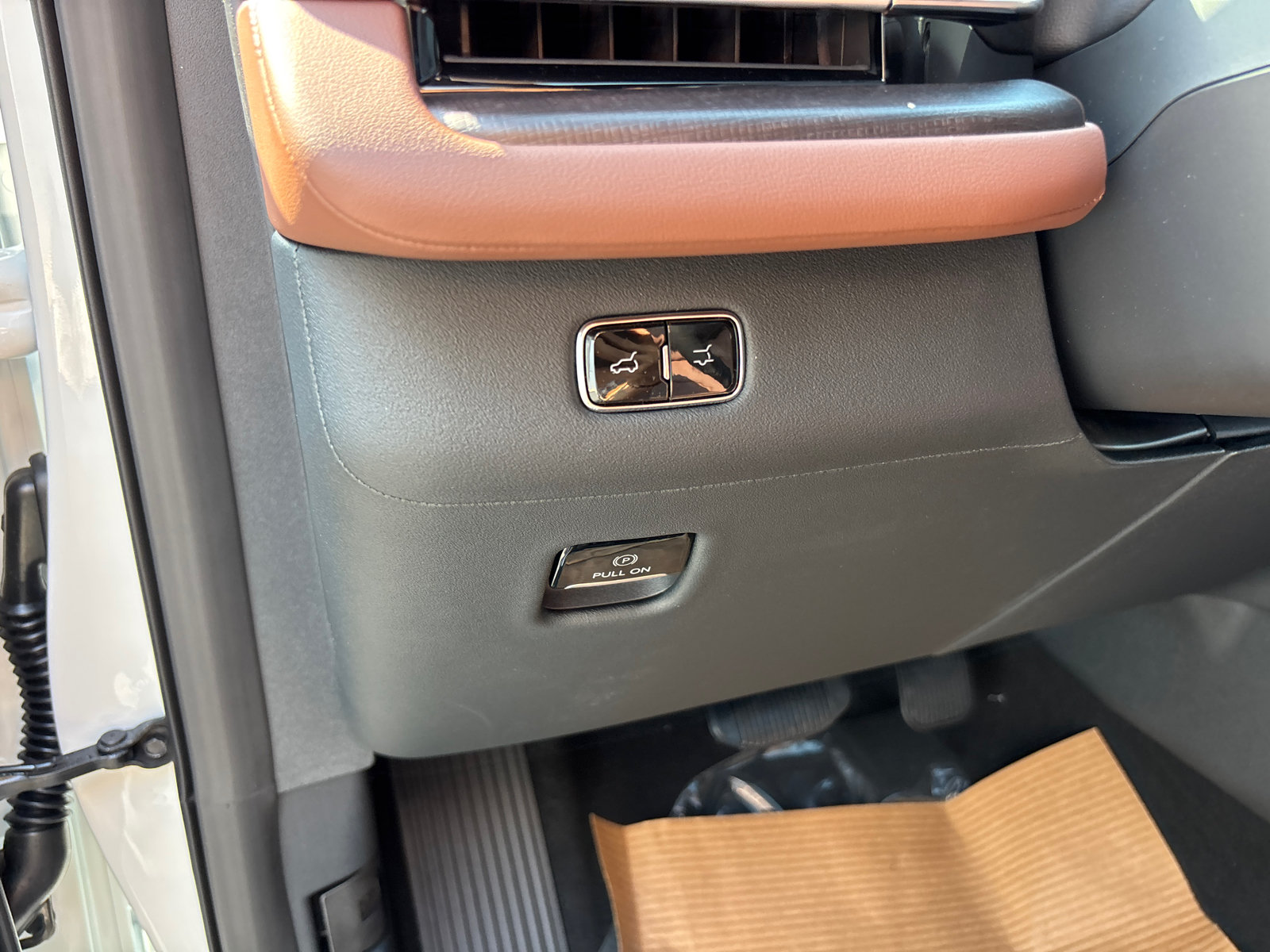 New 2027 Lincoln Navigator L Reserve AWD/4WD image 13