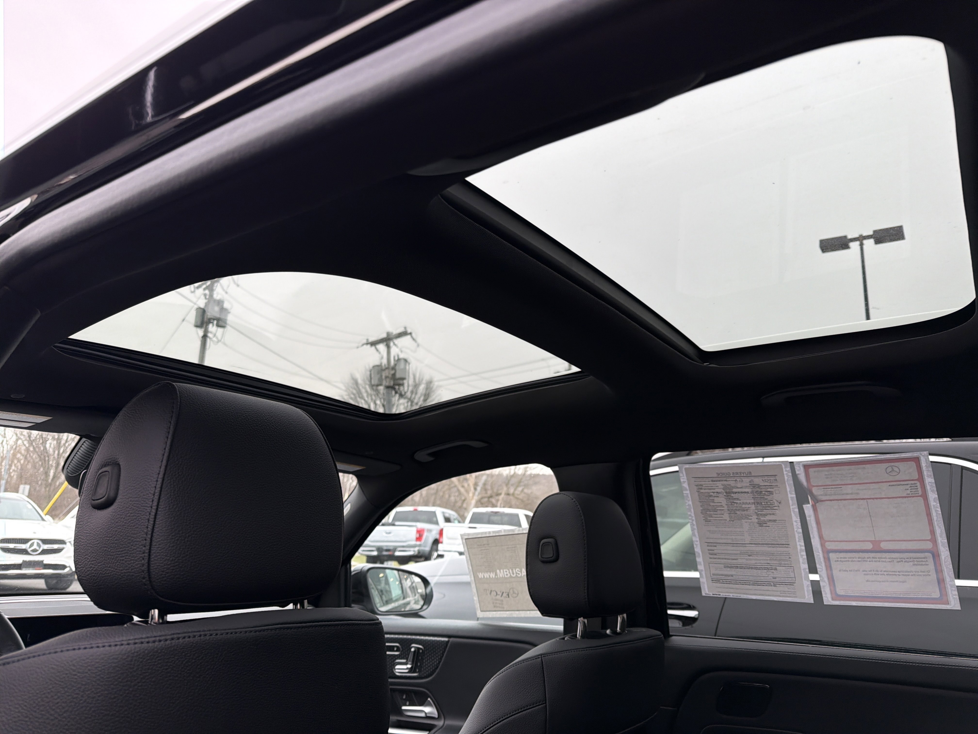 Used 2026 Mercedes-Benz GLB 250 4MATIC image 25