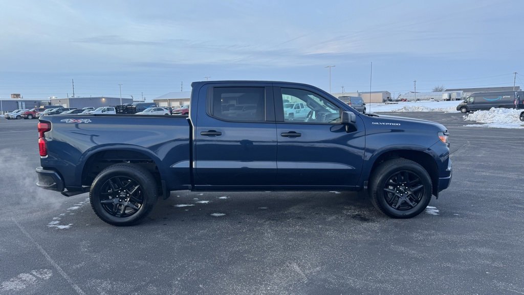 Used 2022 Chevrolet Silverado 1500 Custom image 8