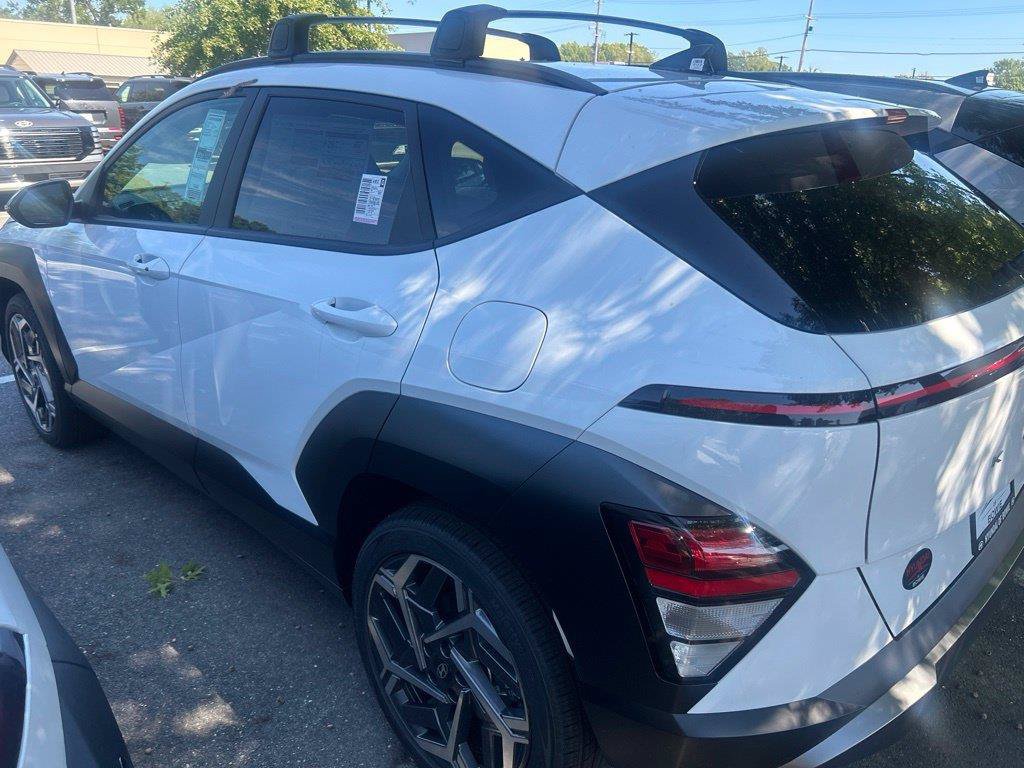 New 2027 Hyundai Kona SEL Sport FWD image 3