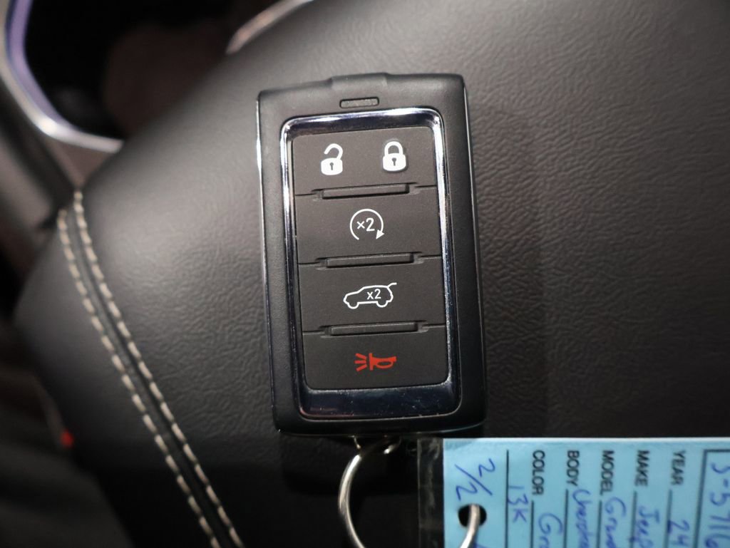 Used 2024 Jeep Grand Cherokee L Altitude image 28
