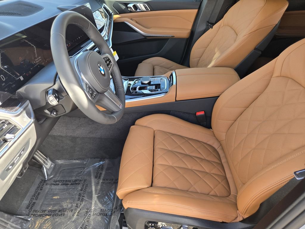 New 2026 BMW X5 xDrive40i w/ M Sport Package image 14