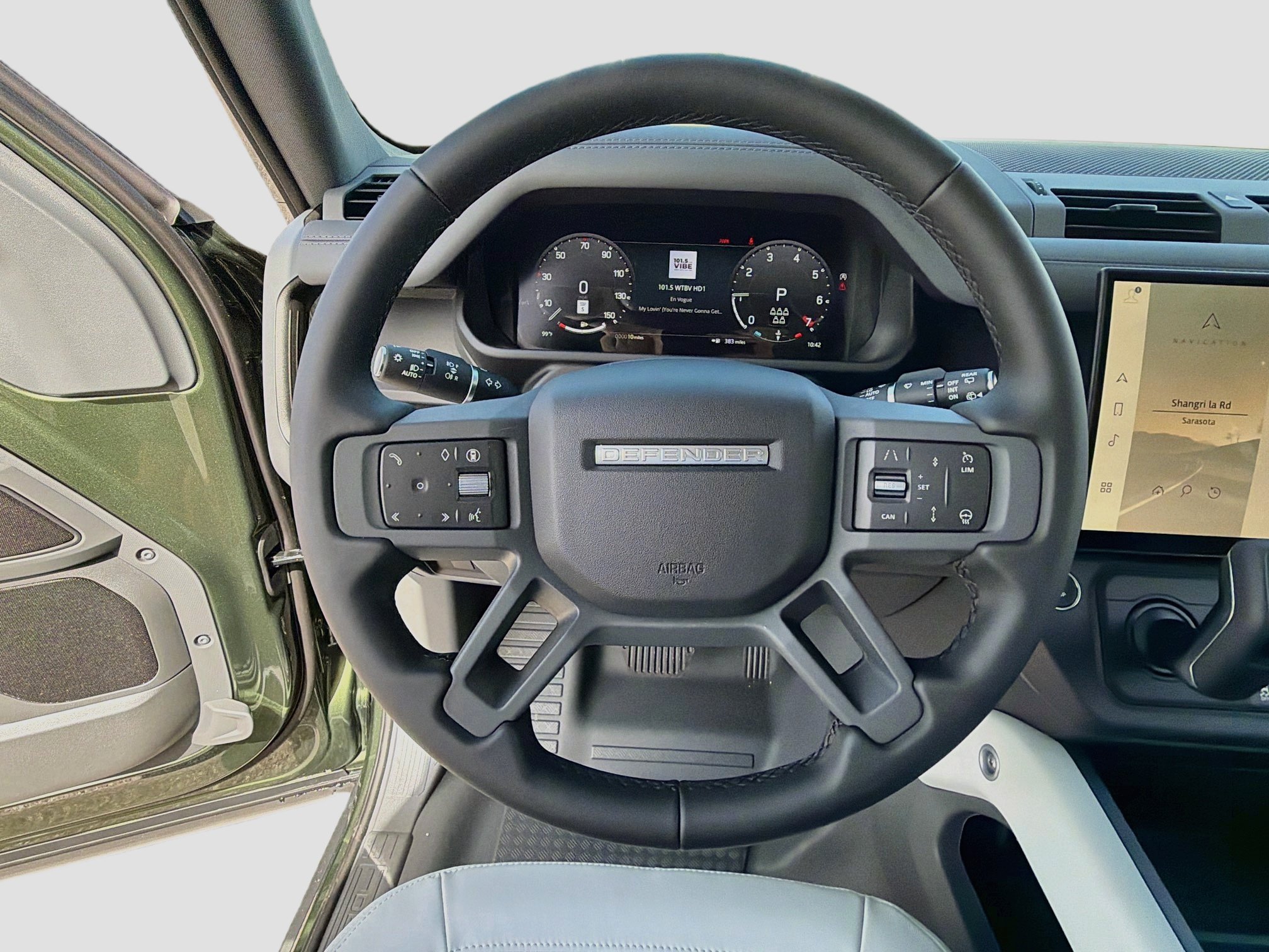 New 2026 Land Rover Defender 110 X-Dynamic SE AWD/4WD image 40