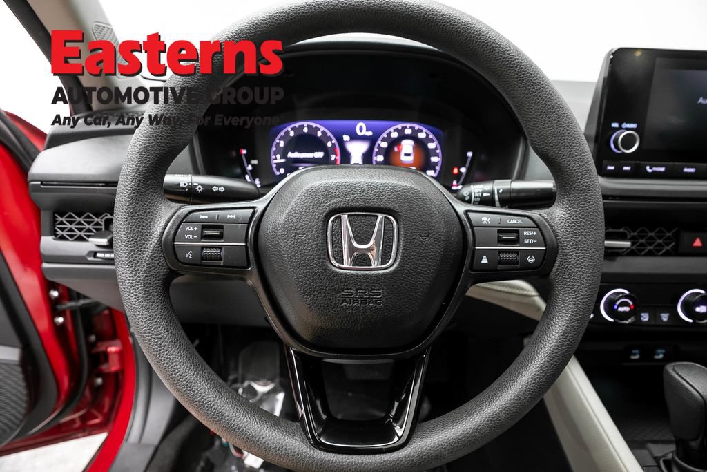 Used 2024 Honda Accord EX image 10