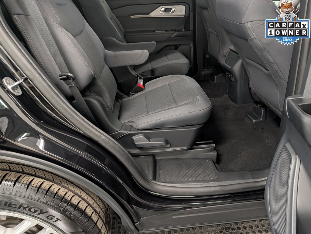 Used 2025 Ford Explorer Active AWD/4WD image 26