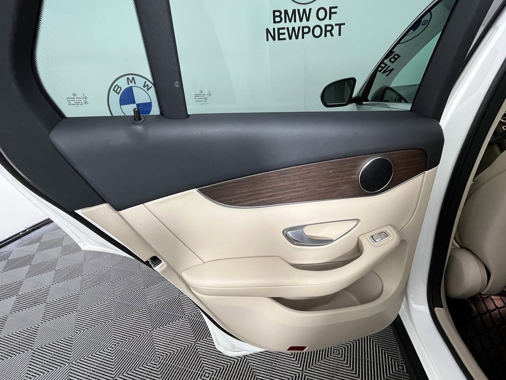 Used 2022 Mercedes-Benz GLC 300 GLC 300 image 26