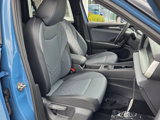 New 2026 Volkswagen Tiguan SE R-Line FWD image 17