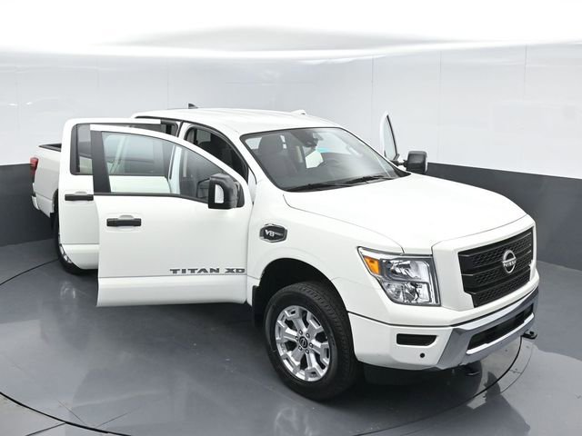 Used 2024 Nissan Titan SV w/ SV Convenience Package image 55