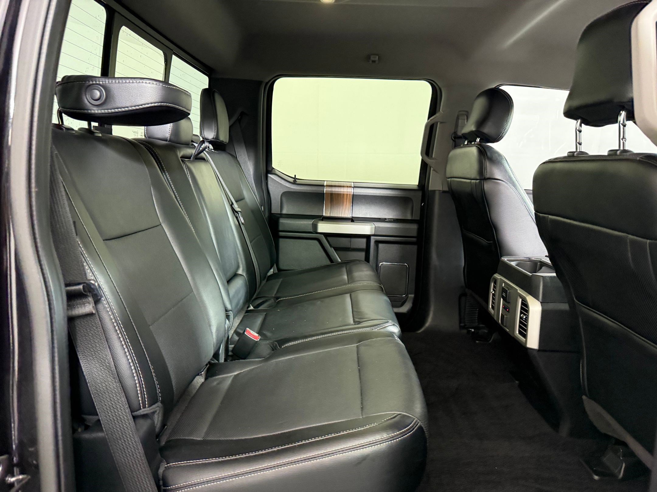 Used 2015 Ford F150 Lariat w/ Equipment Group 502A Luxury image 27