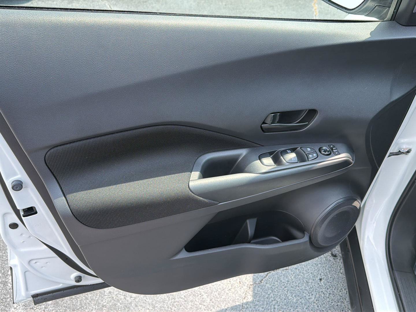 Used 2024 Nissan Kicks S FWD image 16