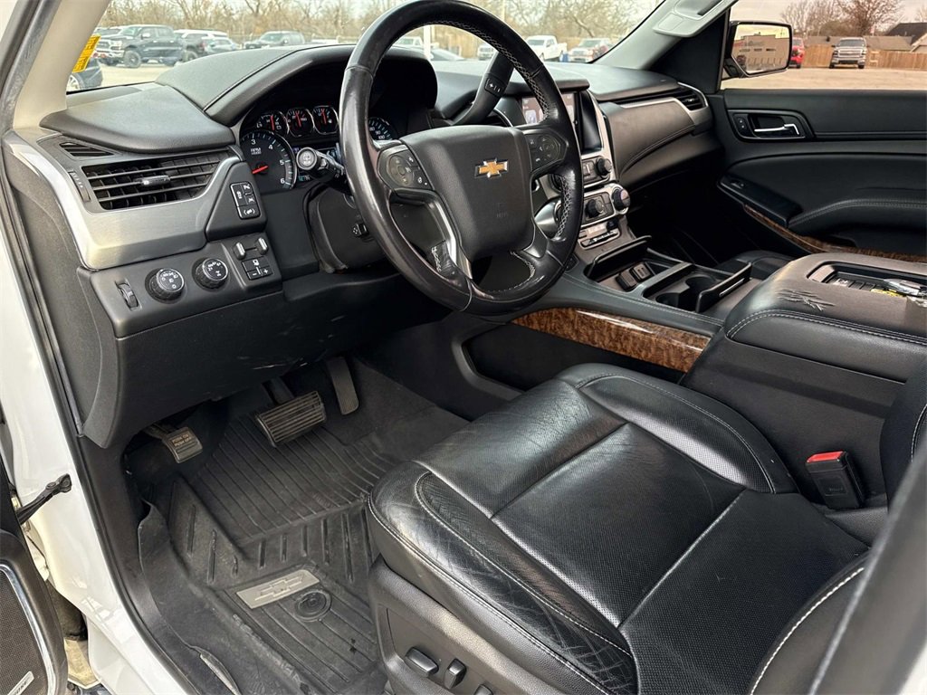 Used 2020 Chevrolet Suburban Premier image 10