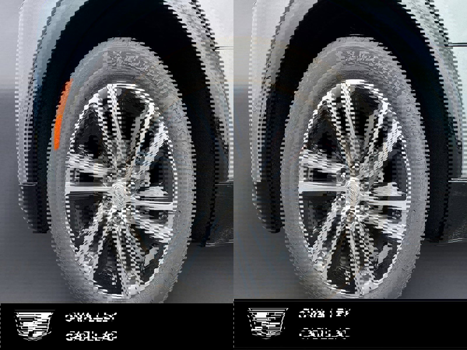 New 2026 Cadillac Lyriq Premium Luxury w/ LPO, Floor Liner Package AWD/4WD image 9