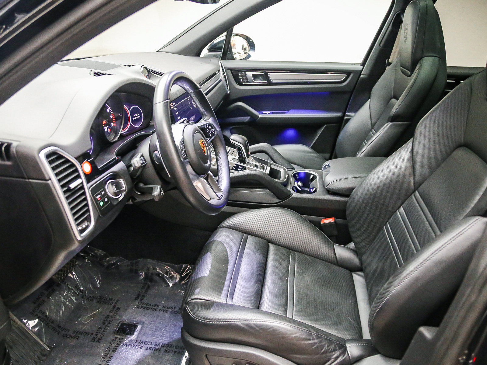 Certified 2023 Porsche Cayenne Platinum Edition AWD/4WD image 22
