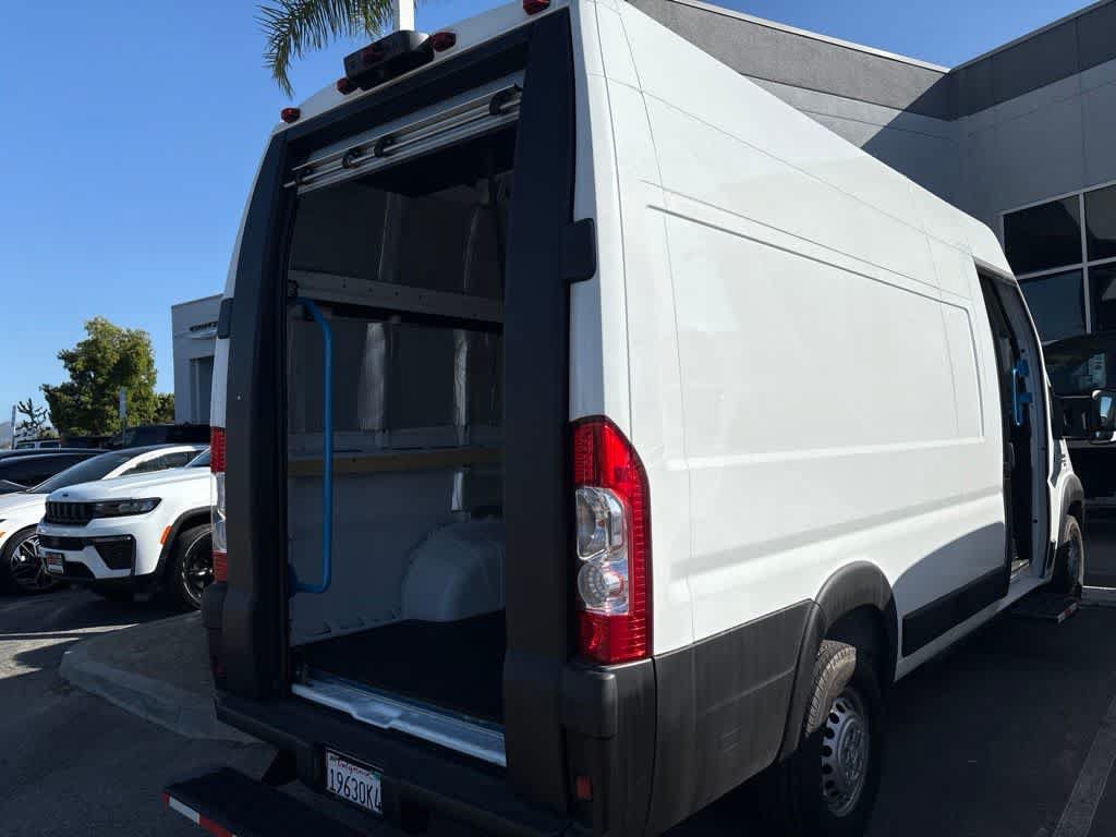 Used 2024 RAM ProMaster 3500 w/ Delivery Van Package FWD image 9