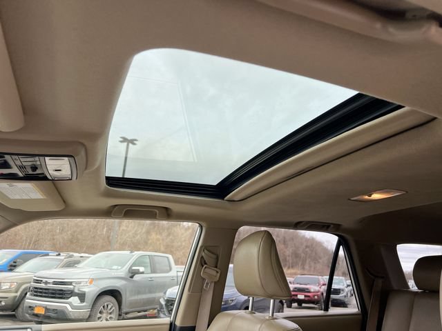 Used 2018 Toyota 4Runner Limited AWD/4WD image 18