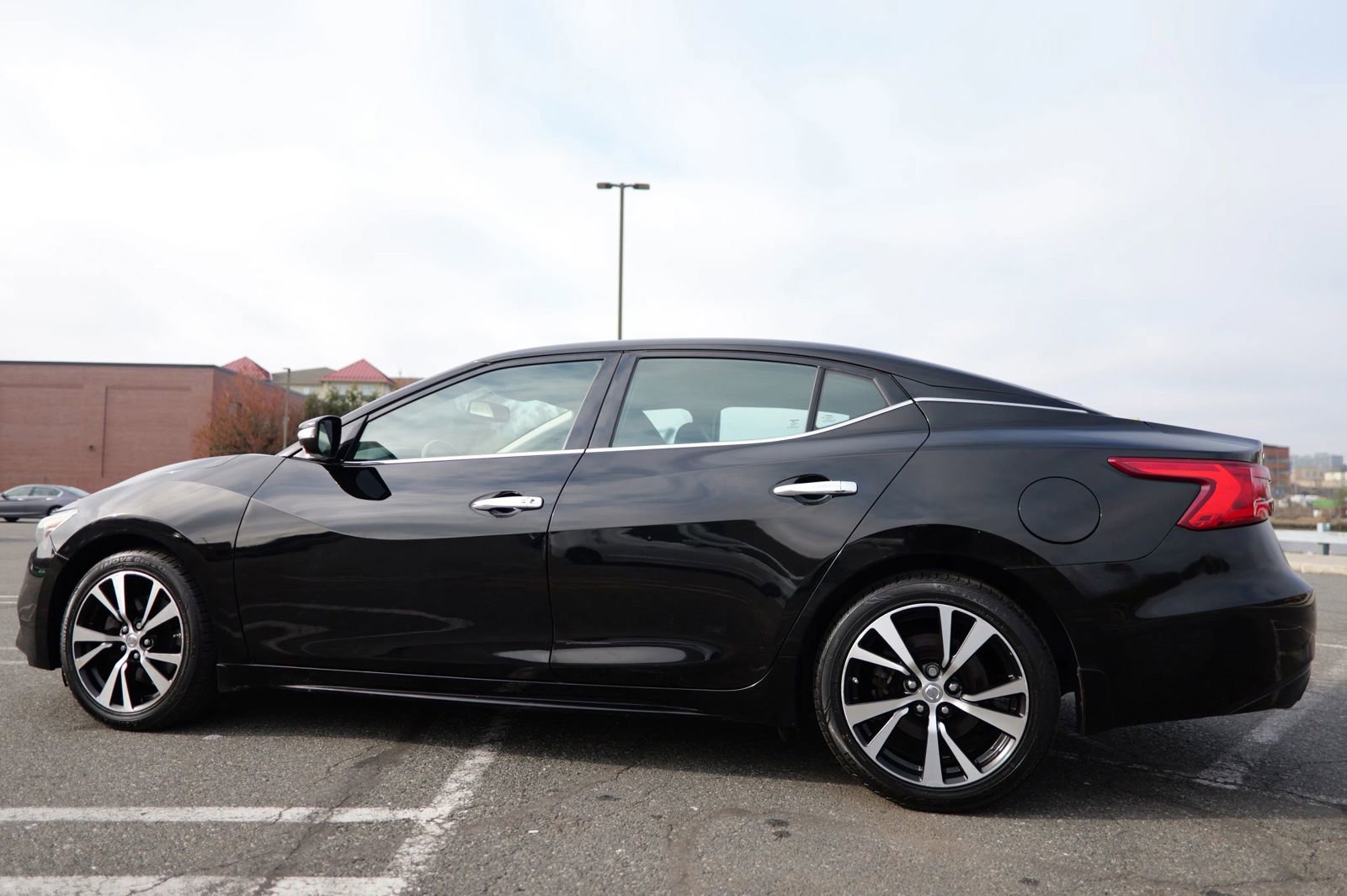 Used 2018 Nissan Maxima 3.5 SV image 5