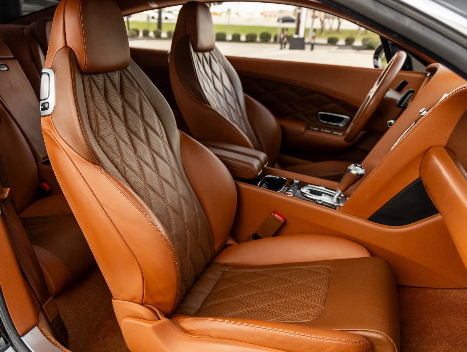 Used 2013 Bentley Continental GT image 38