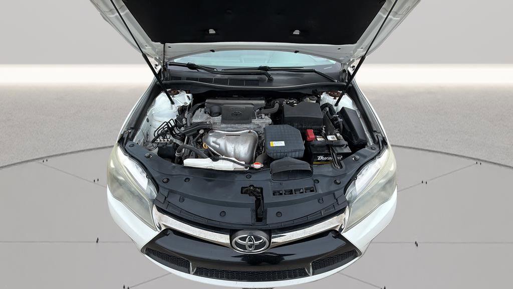 Used 2016 Toyota Camry SE image 35