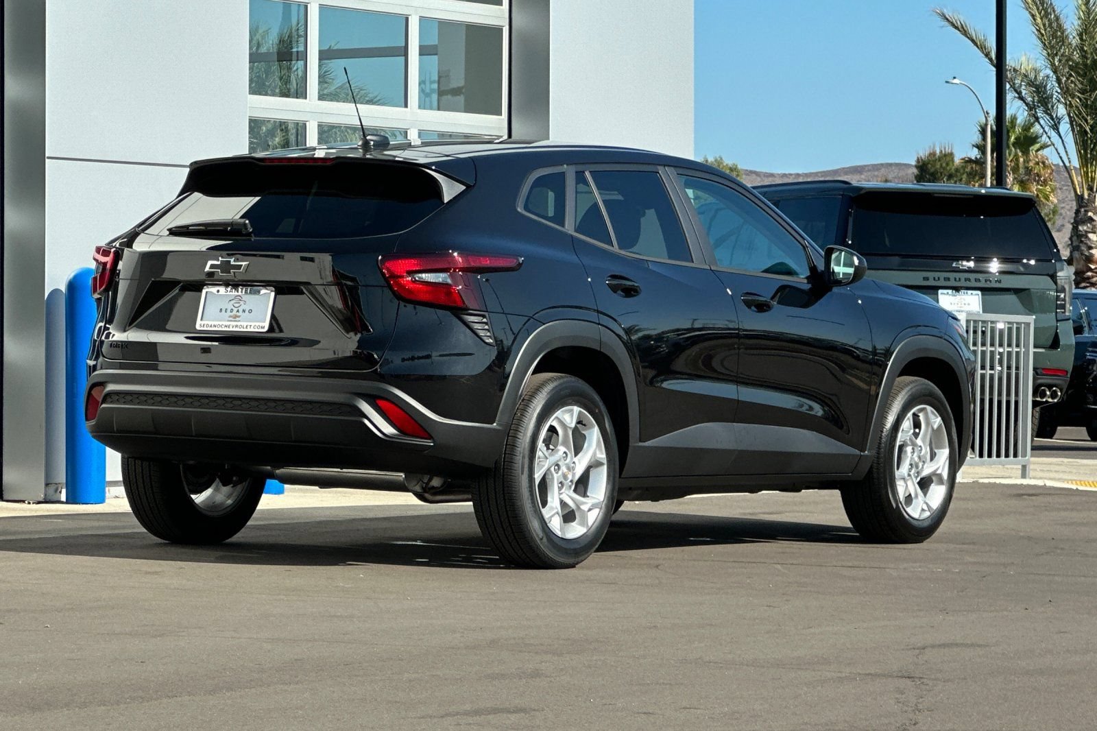 New 2026 Chevrolet Trax LS w/ LS Convenience Package FWD image 4