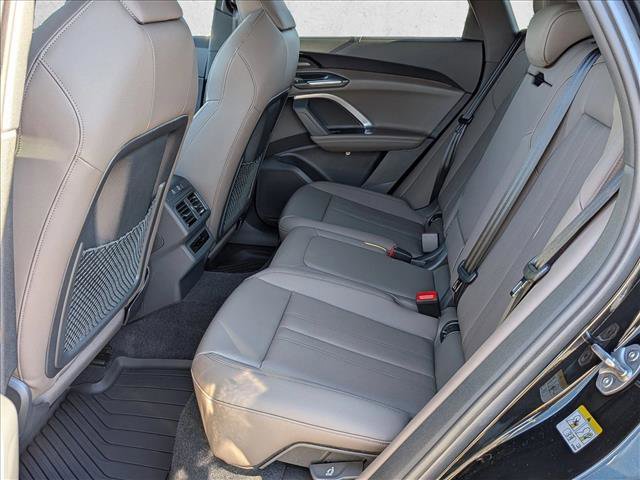 New 2025 Audi Q5 Premium Plus image 16