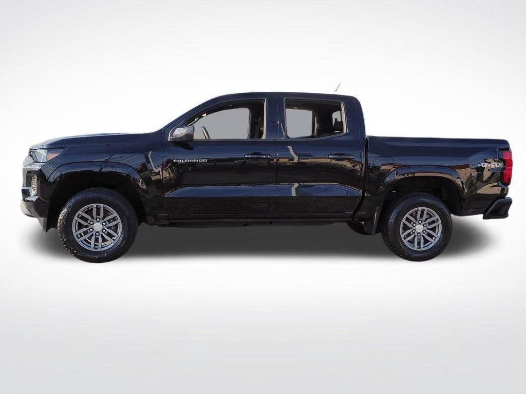 Certified 2024 Chevrolet Colorado LT w/ LT Convenience Package AWD/4WD image 4