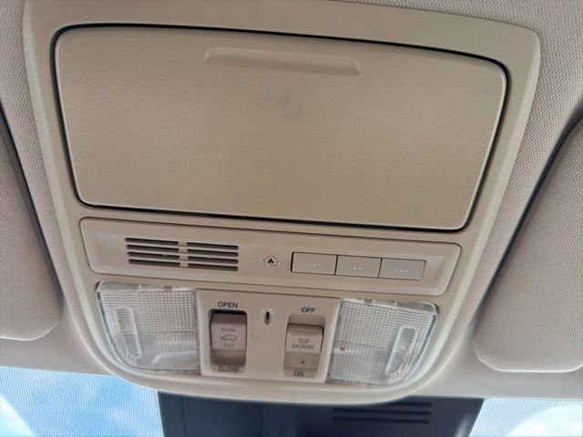 Used 2017 Honda CR-V EX-L image 36