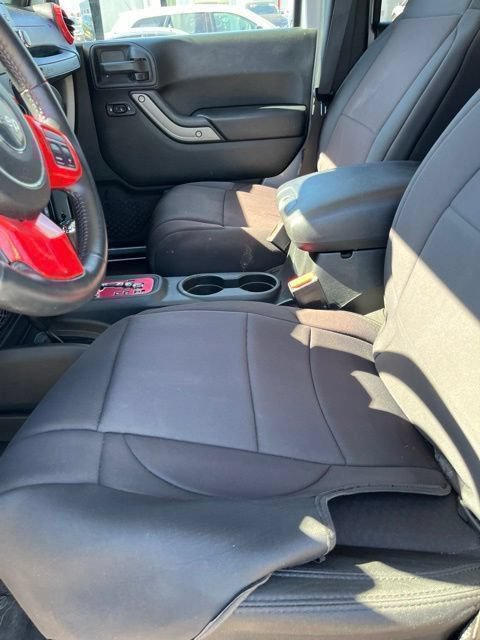 Used 2018 Jeep Wrangler Unlimited Sport S AWD/4WD image 13