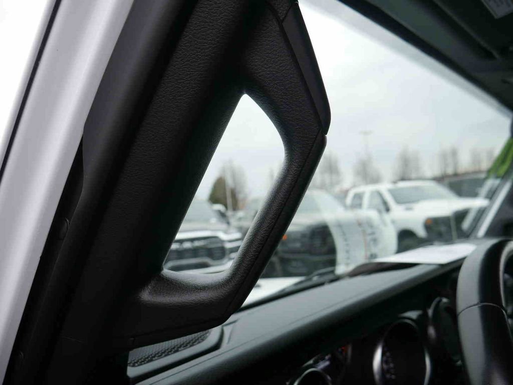 Used 2021 Jeep Wrangler Unlimited Sport image 28