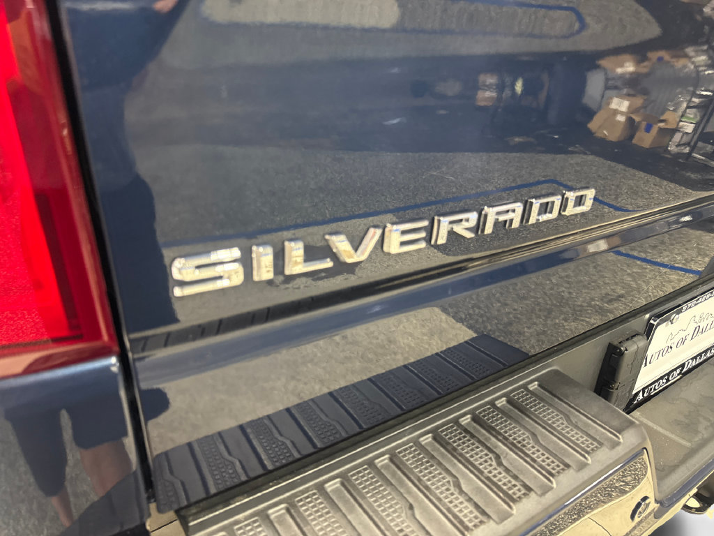 Used 2023 Chevrolet Silverado 1500 High Country w/ Technology Package AWD/4WD image 25