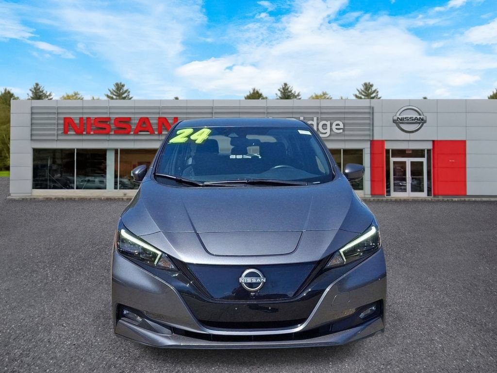 Certified 2024 Nissan Leaf SV Plus FWD image 2