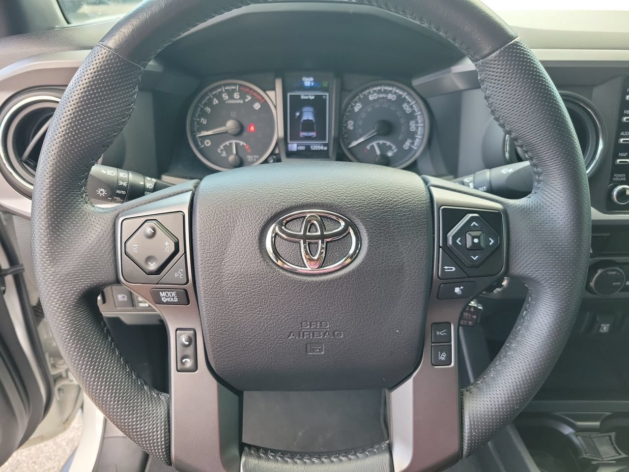 Used 2021 Toyota Tacoma TRD Off-Road RWD image 18