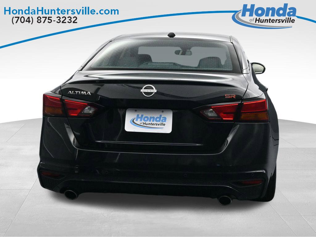 Used 2025 Nissan Altima 2.5 SR FWD image 7