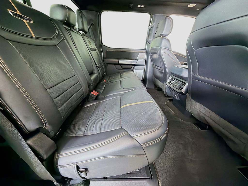 Used 2024 Ford F350 Platinum image 28